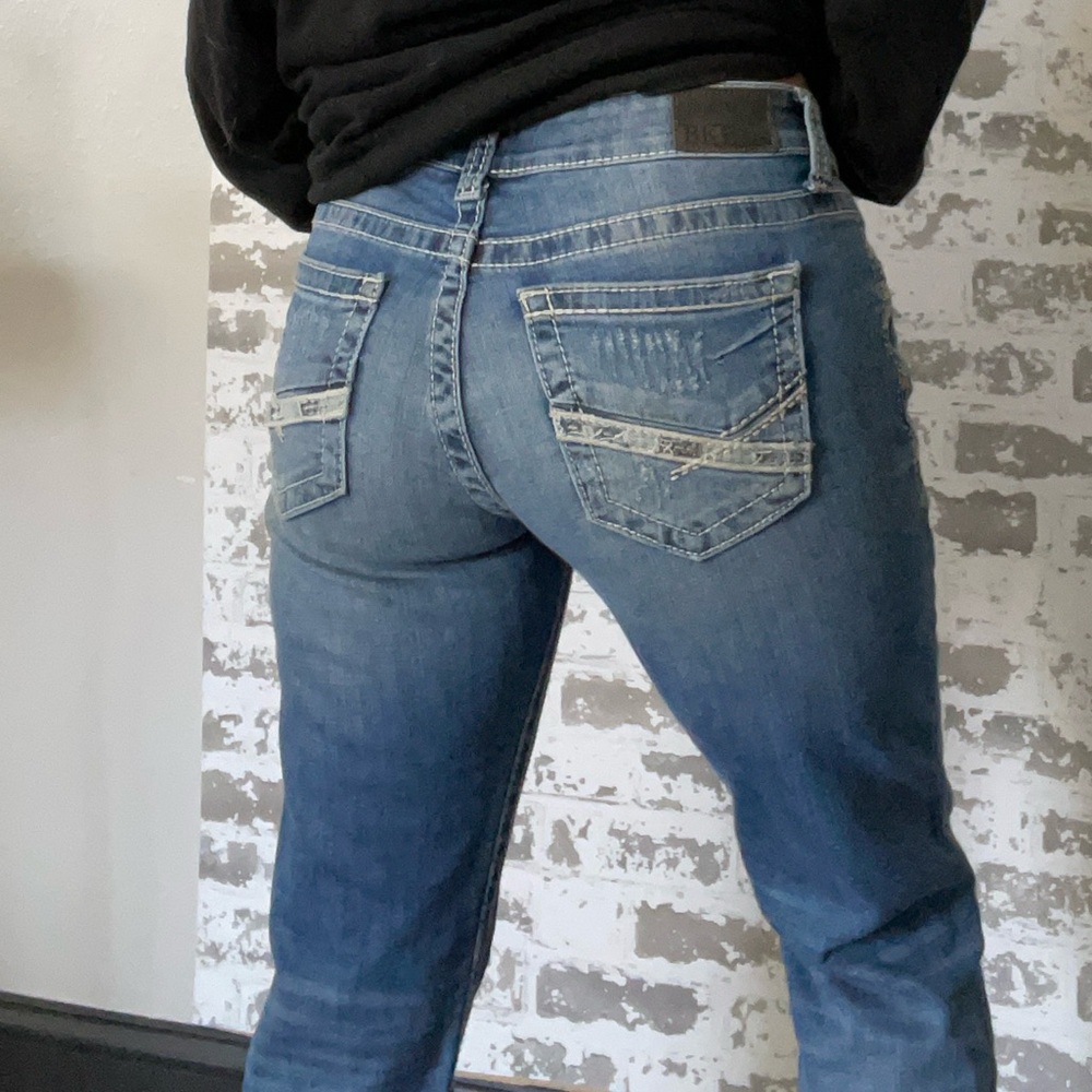 BKE Stella Bootcut Jeans Distressed Pocket Light to Medium Wash Size 30L